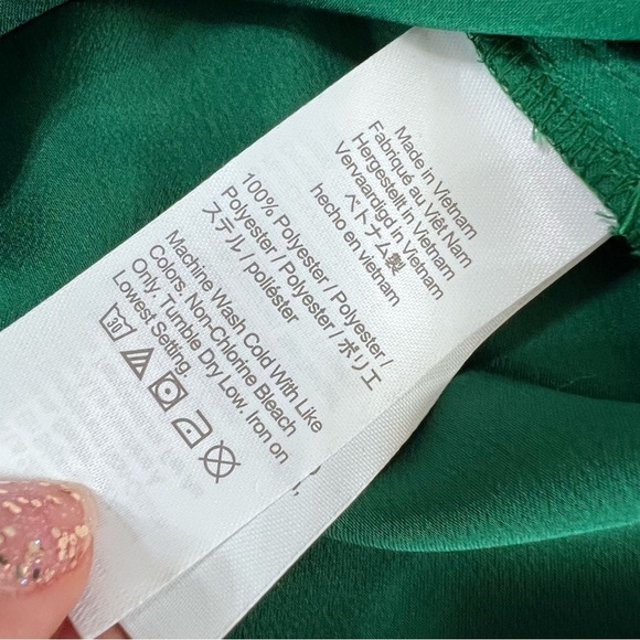 J. Crew Top Women Large Shirt Green Satin Key Hole Long Balloon Sleeve B6 - Picture 7 of 7